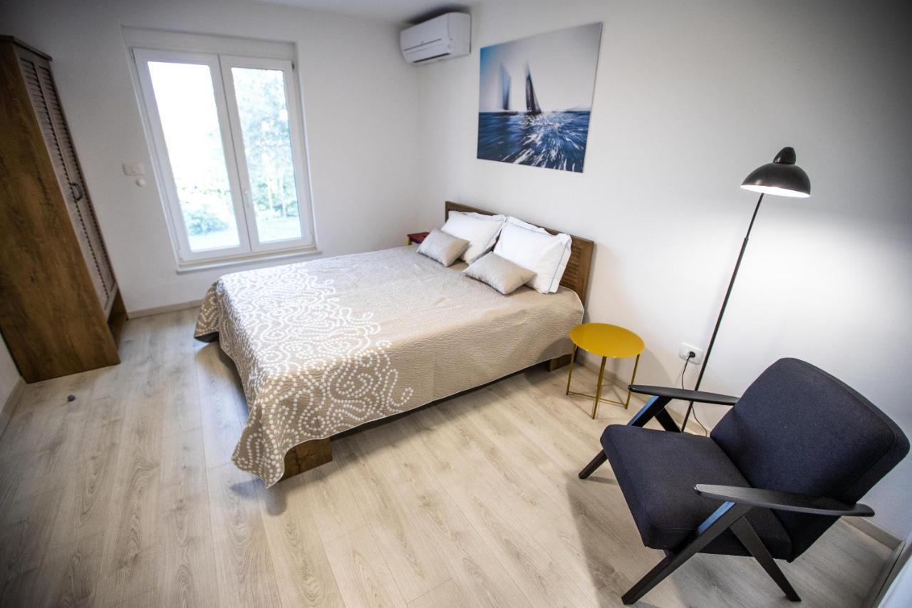 Aloha Apartments Koper Bagian luar foto
